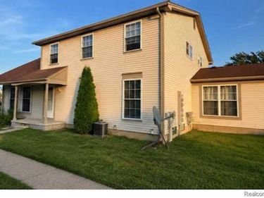 35304 Tall Oaks Drive, Sterling Heights, Mi 48312