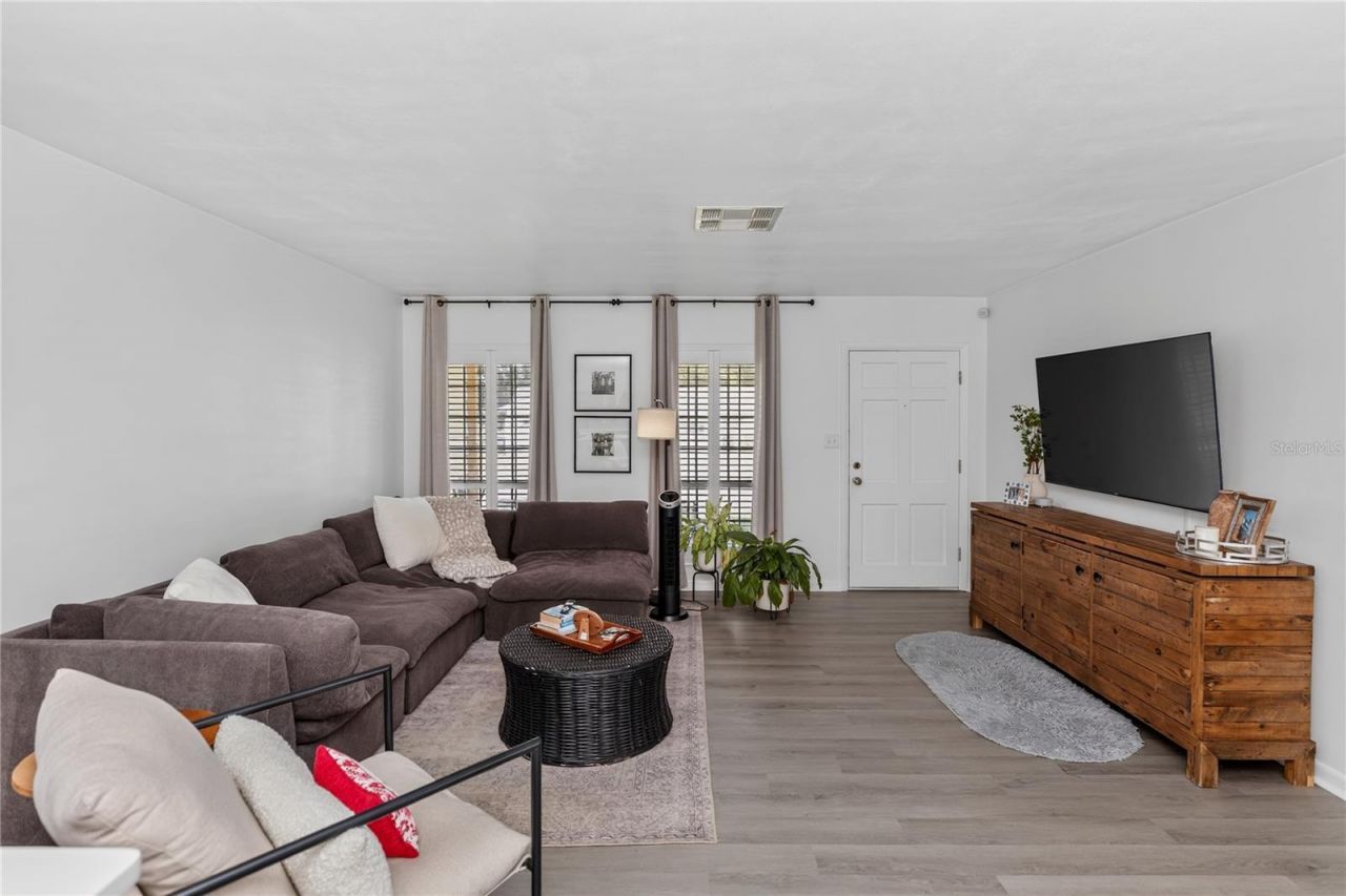 611 Bryan Court, Altamonte Springs, FL 32701 Photo