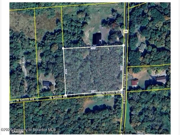 265 N Smith Road , Waymart, PA 18472