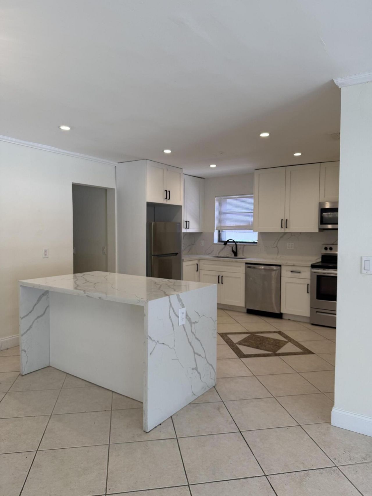924 Johnson Street, Hollywood, FL 33019 Photo