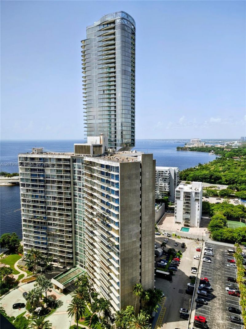 2333 Brickell Ave , Unit 2814, Miami, FL 33129 Photo