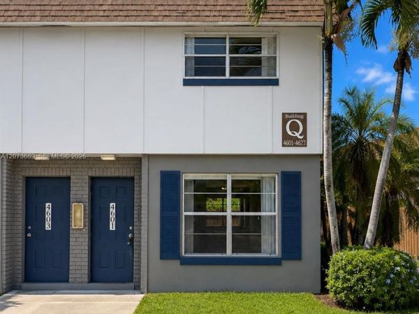4601 NW 9th Dr , Unit 4601, Plantation, FL 33317