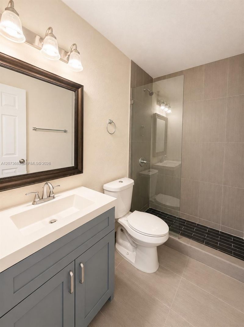 4601 NW 9th Dr , Unit 4601, Plantation, FL 33317 Photo