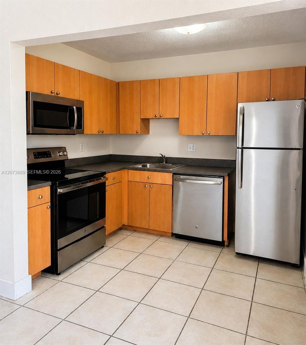 4601 NW 9th Dr , Unit 4601, Plantation, FL 33317 Photo