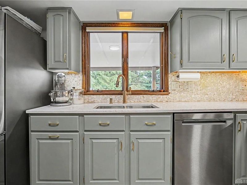 5763 Troy Frederick Road, Tipp City, OH 45371 Photo 10