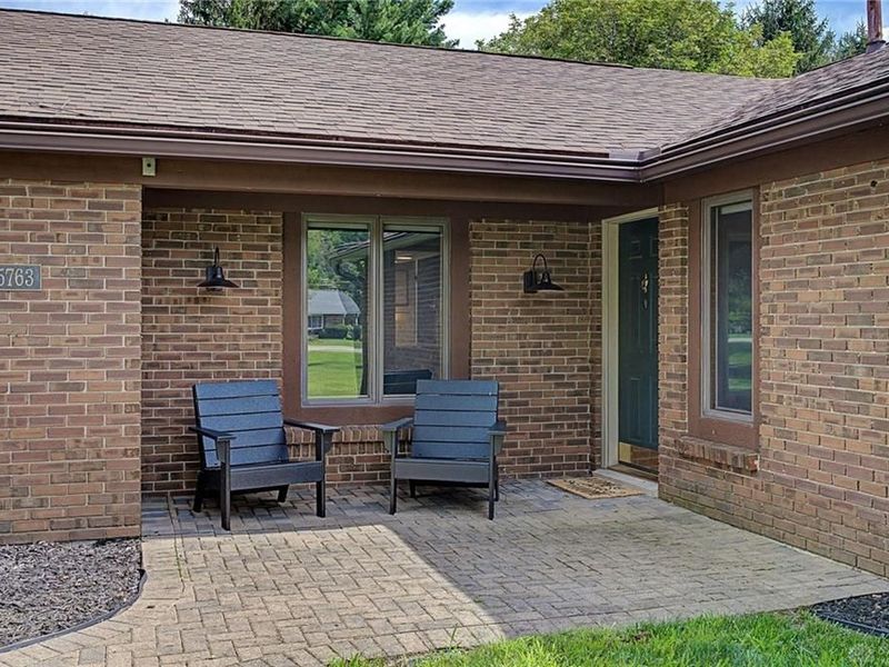 5763 Troy Frederick Road, Tipp City, OH 45371 Photo 2