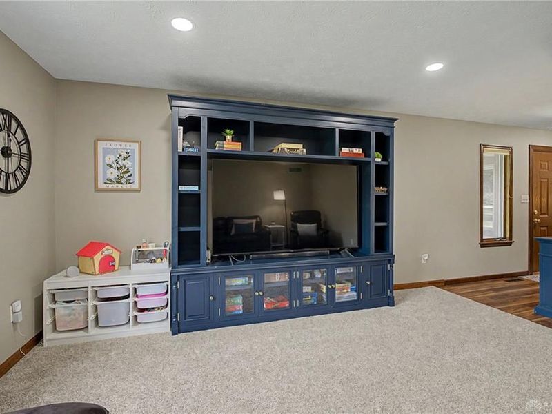 5763 Troy Frederick Road, Tipp City, OH 45371 Photo 6