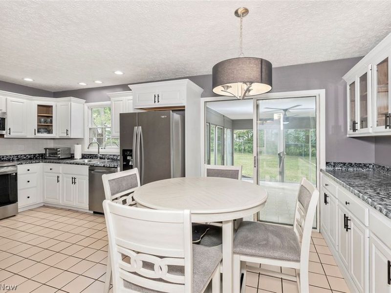 32705 Arthur Road, Solon, OH 44139 Photo 11