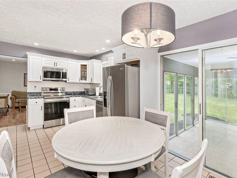 32705 Arthur Road, Solon, OH 44139 Photo 12