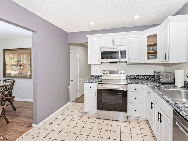 32705 Arthur Road, Solon, OH 44139 Photo 17