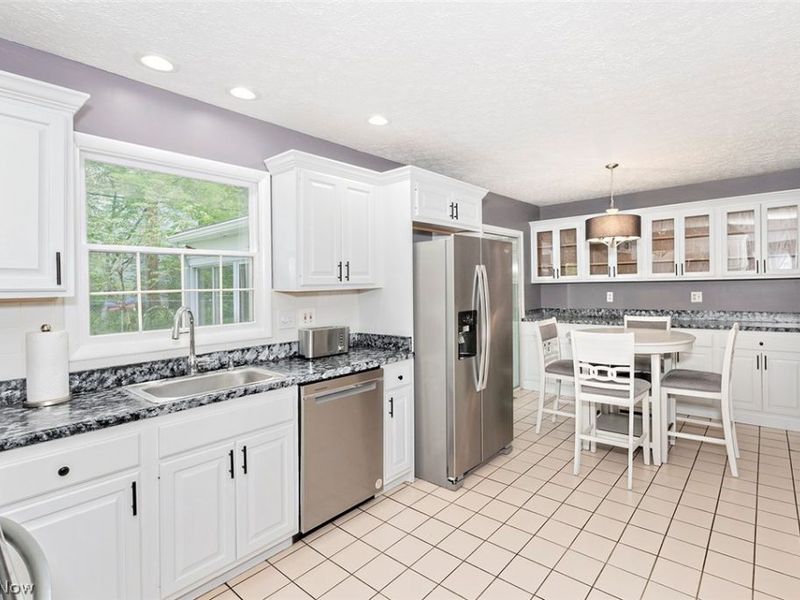 32705 Arthur Road, Solon, OH 44139 Photo 18