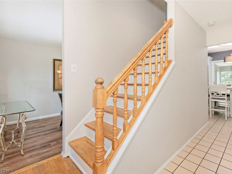 32705 Arthur Road, Solon, OH 44139 Photo 2