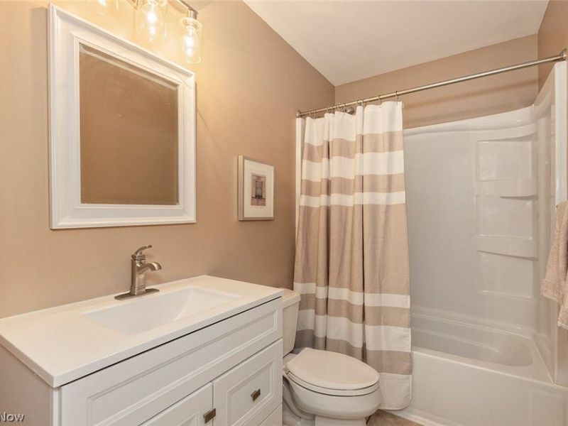 32705 Arthur Road, Solon, OH 44139 Photo 34