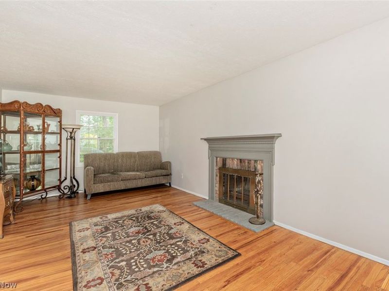 32705 Arthur Road, Solon, OH 44139 Photo 4