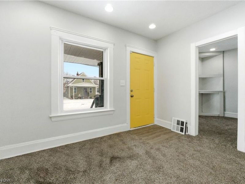 7211 Dearborn Avenue, Cleveland, OH 44104 Photo 12