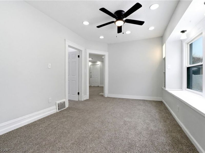 7211 Dearborn Avenue, Cleveland, OH 44104 Photo 15