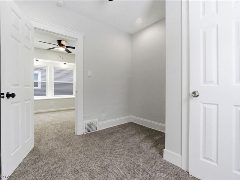 7211 Dearborn Avenue, Cleveland, OH 44104 Photo 19