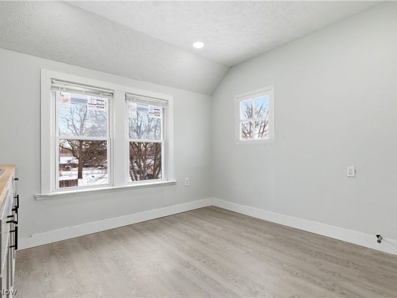 7211 Dearborn Avenue, Cleveland, OH 44104 Photo 30