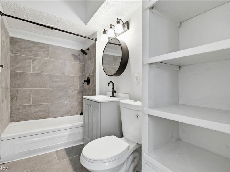 7211 Dearborn Avenue, Cleveland, OH 44104 Photo 33
