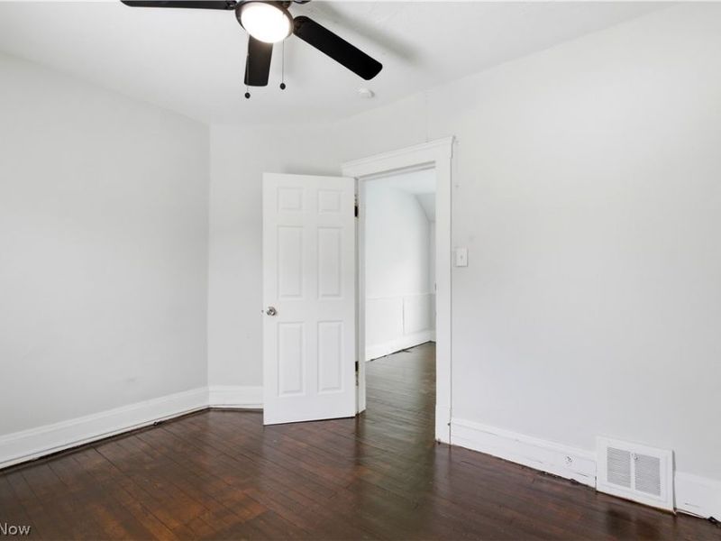 7211 Dearborn Avenue, Cleveland, OH 44104 Photo 43