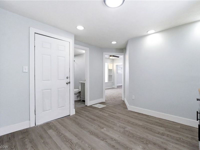7211 Dearborn Avenue, Cleveland, OH 44104 Photo 48