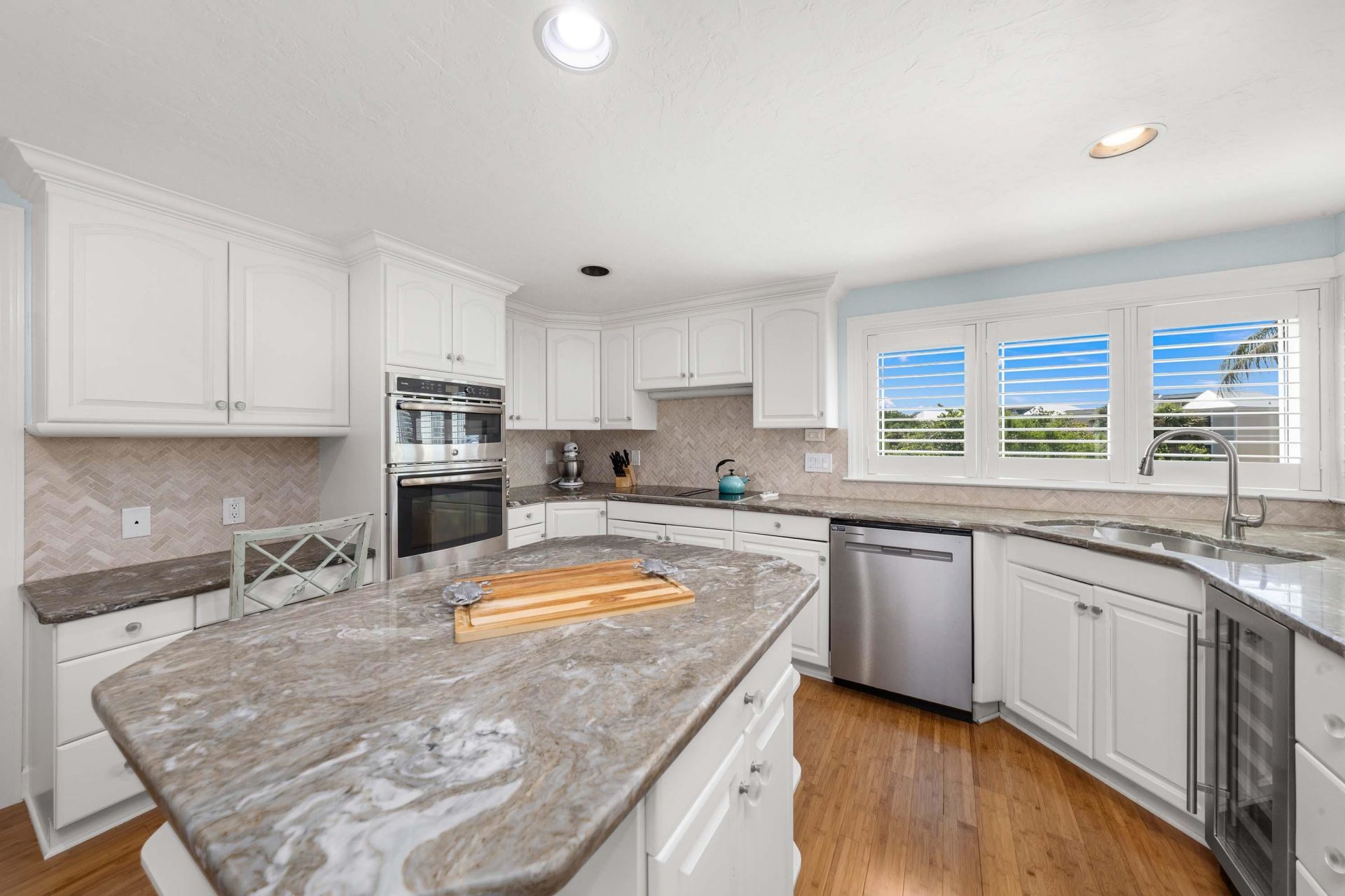 408 Bella Vista Way E, Sanibel, FL 33957 Photo