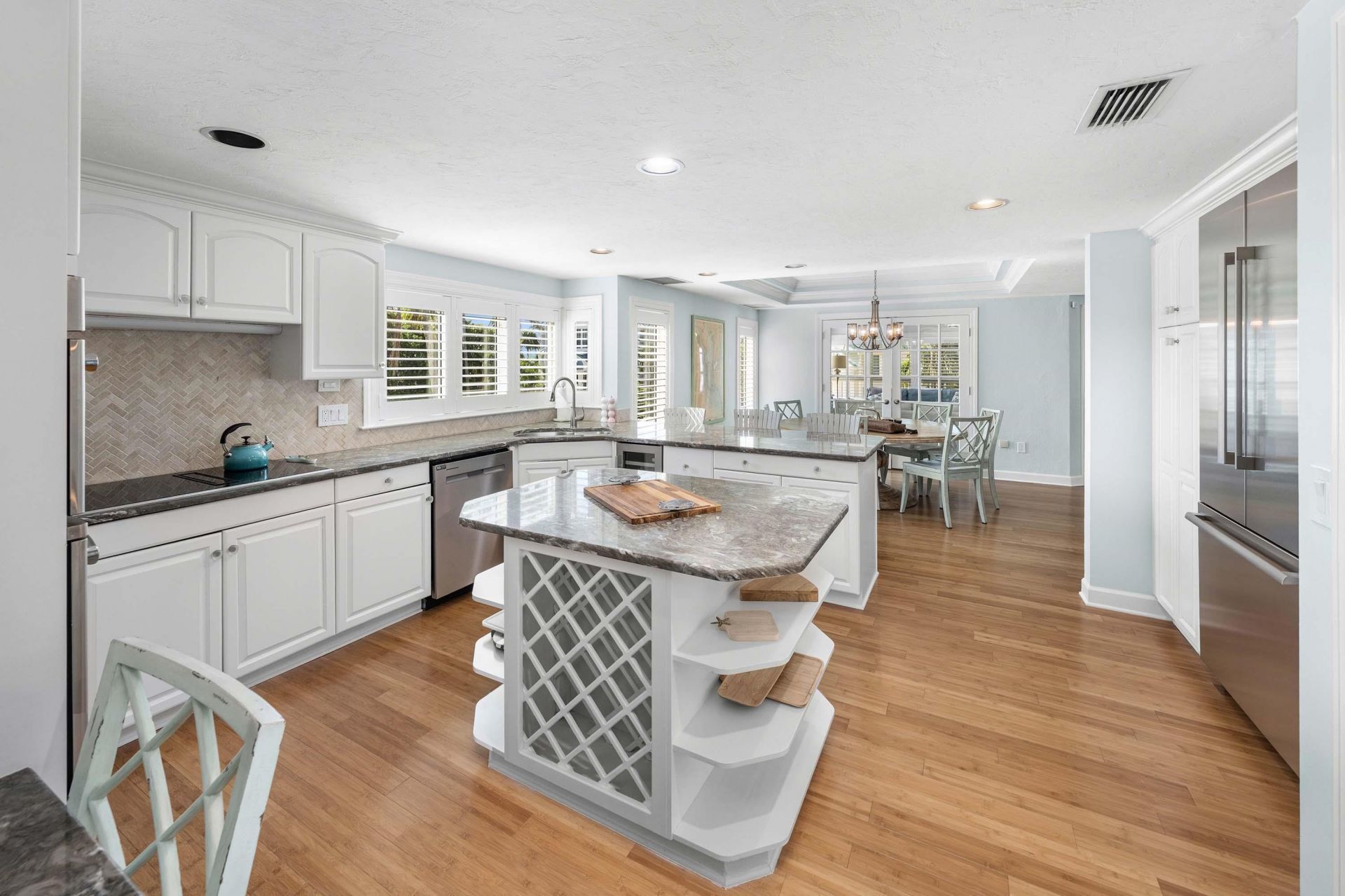 408 Bella Vista Way E, Sanibel, FL 33957 Photo
