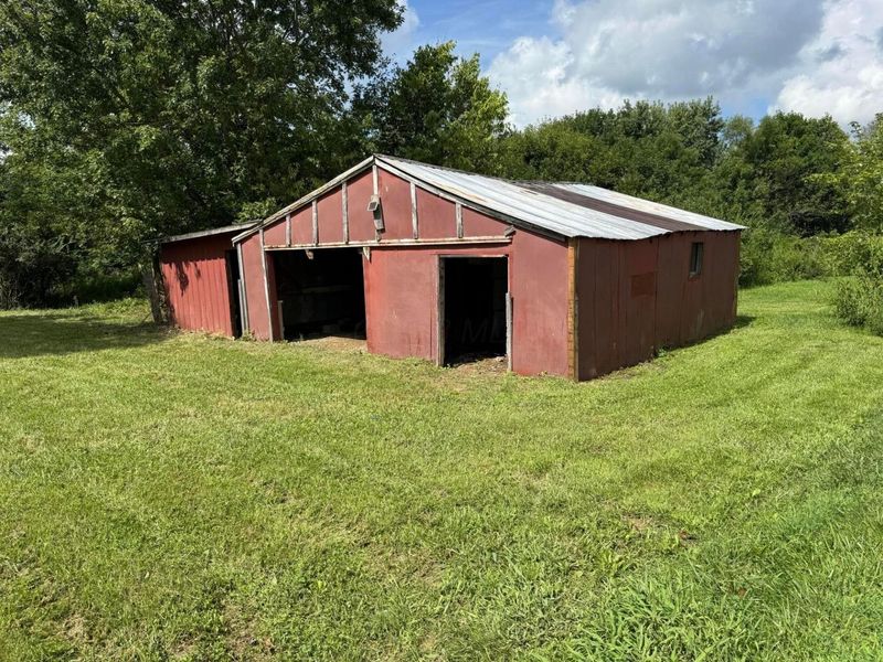 10099 Barger Road SW, Leesburg, OH 45135 Photo 3