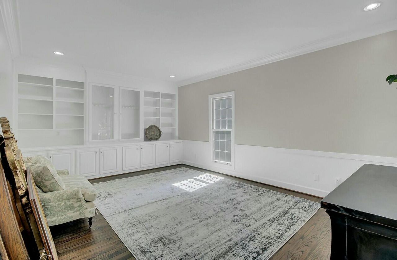 8704 Middleton Point Lane Photo 13