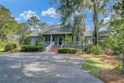 8704 Middleton Point Lane photo 4