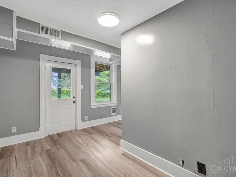 153 Meridian Street, Cincinnati, OH 45233 Photo 17