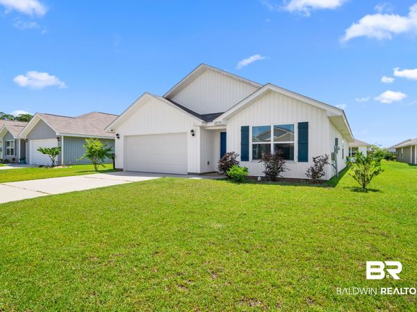 20758 Mercury Drive, Robertsdale, AL 36567