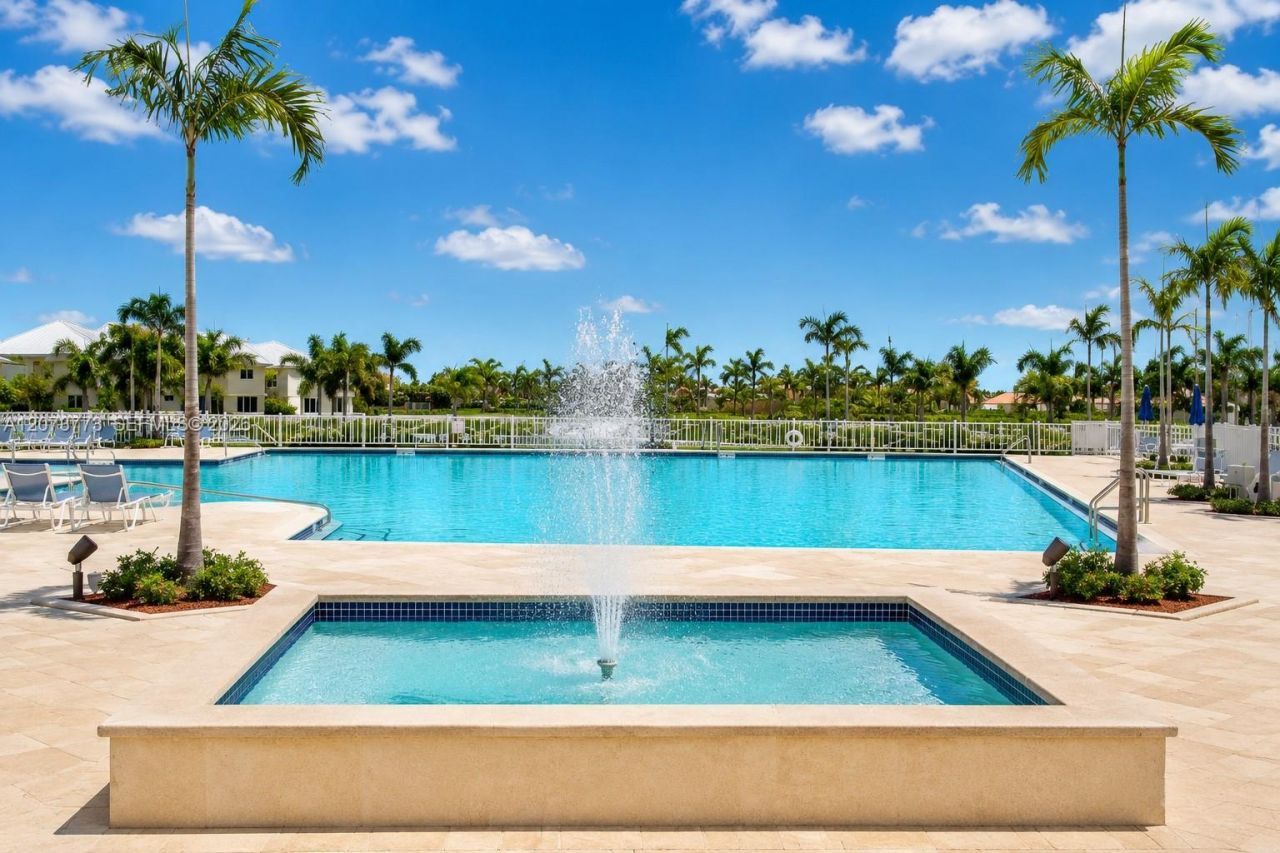 142 SE 28th Ter, Unit 6, Homestead, FL 33033 Photo