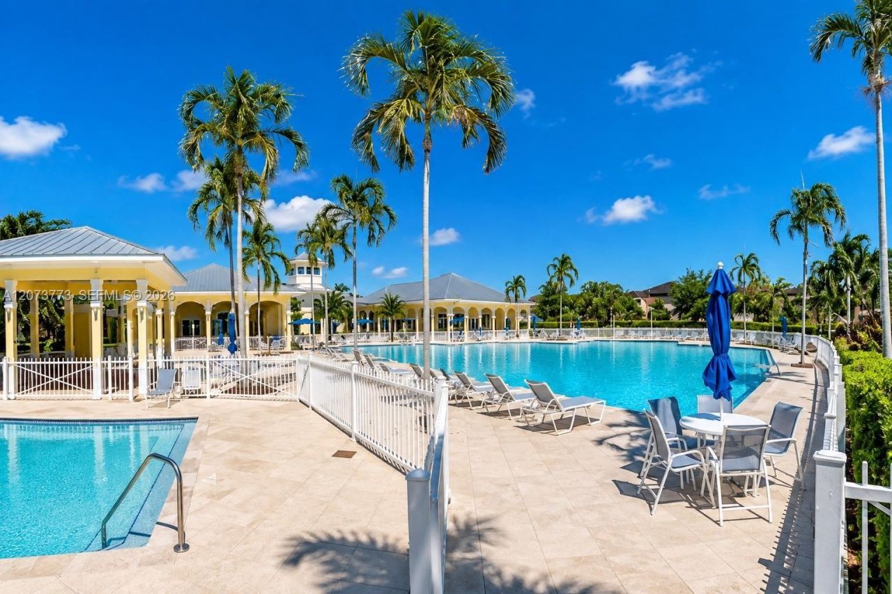 142 SE 28th Ter, Unit 6, Homestead, FL 33033 Photo