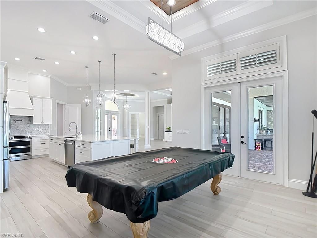 90 22nd Ave Nw, Naples, FL 34120 Photo