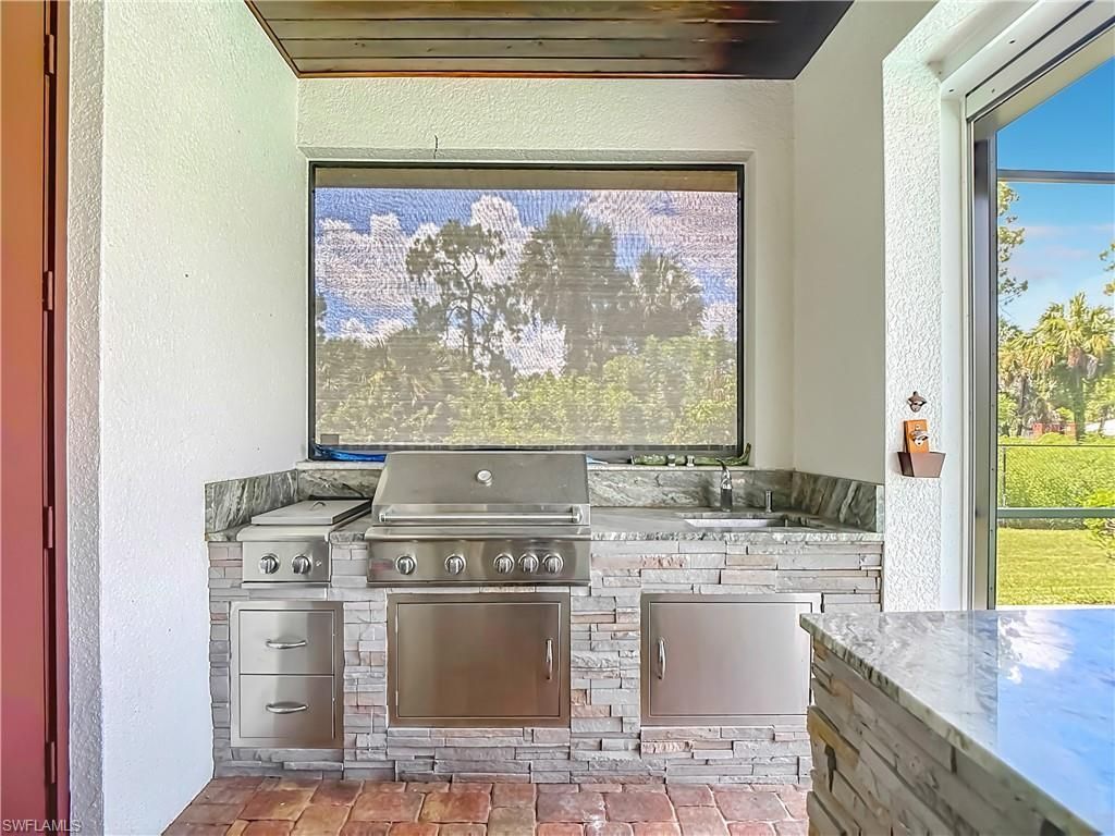 90 22nd Ave Nw, Naples, FL 34120 Photo