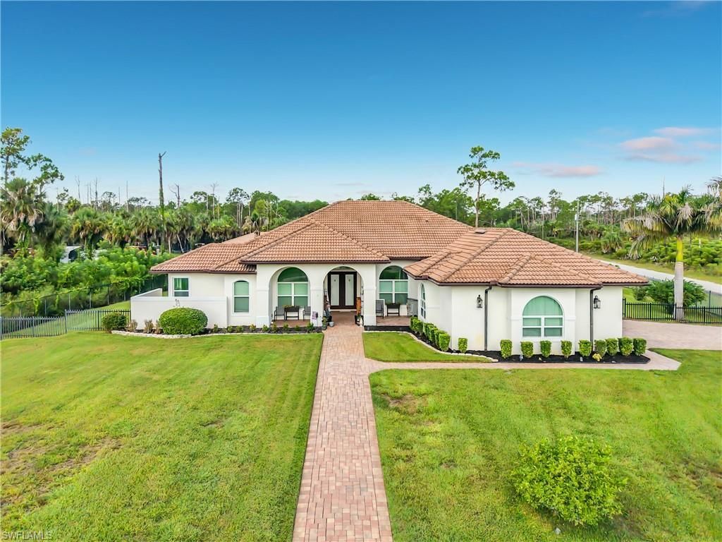 90 22nd Ave Nw, Naples, FL 34120 Photo