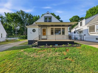 73 Susan Lane, Buffalo, NY 14220