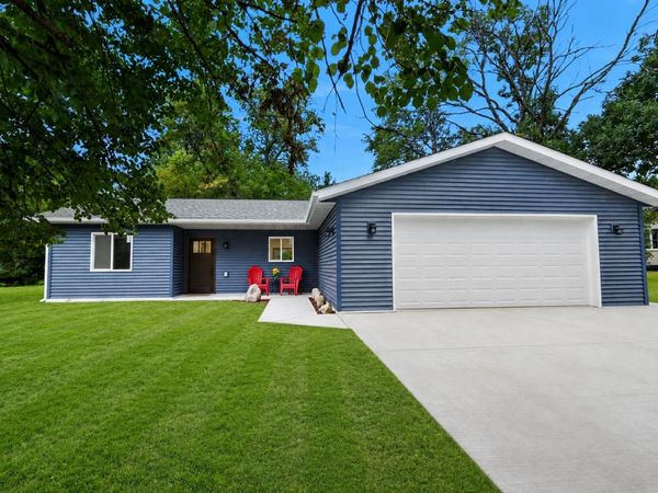 1125 NE 6th Avenue , Grand Rapids, MN 55744