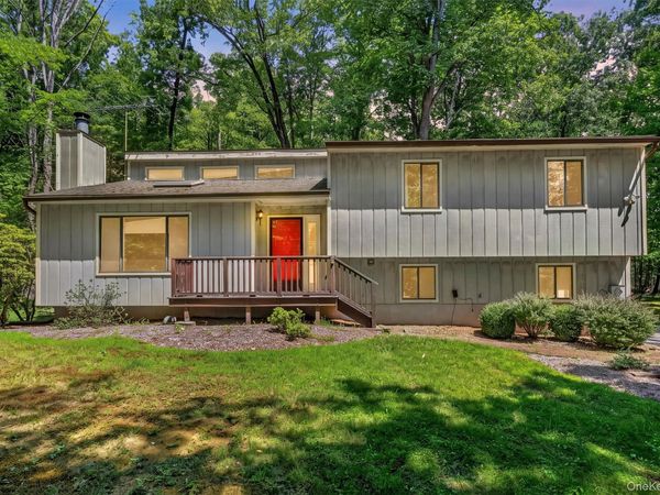 98 Wildwood Circle , Bloomingburg, NY 12721