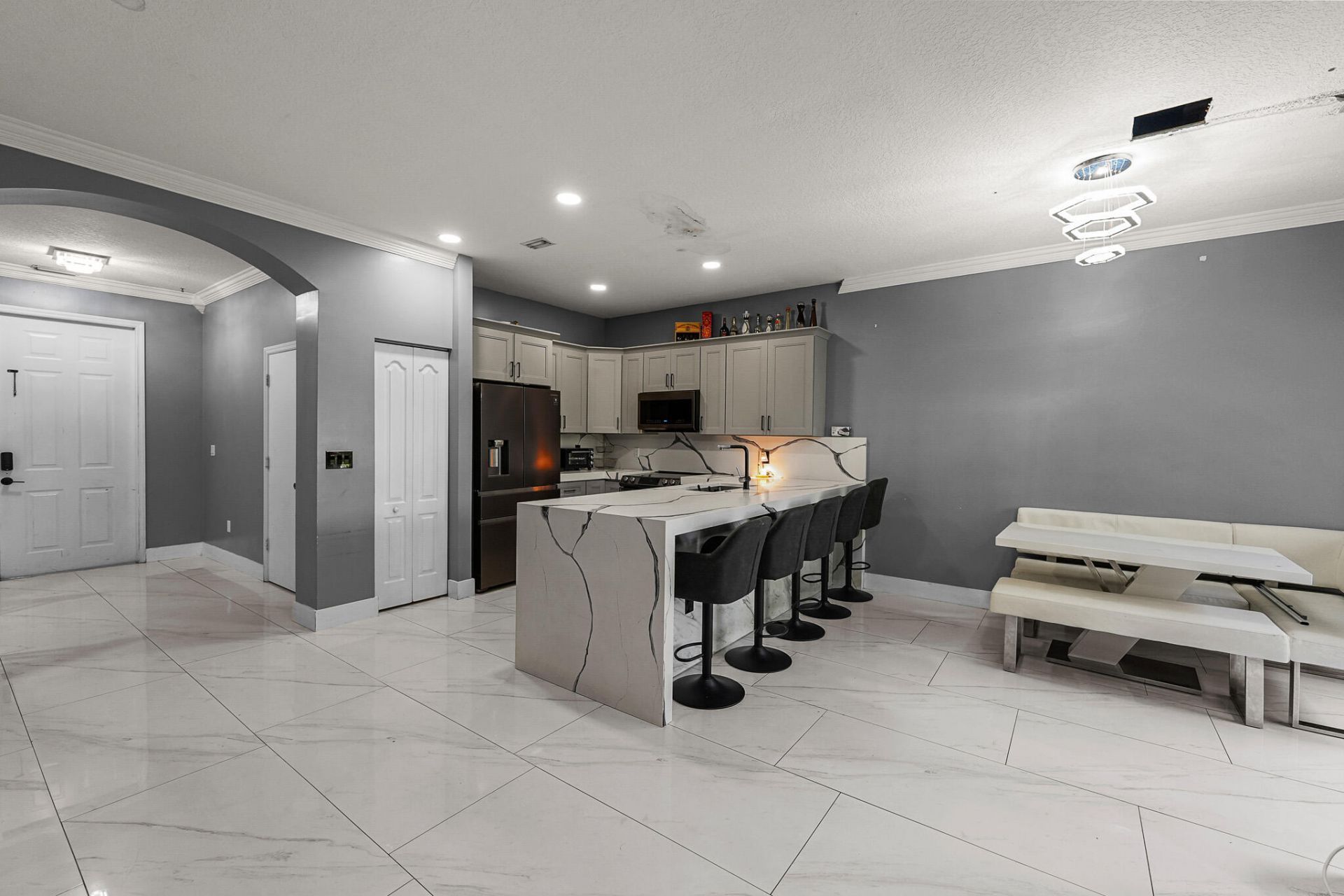 6119 Seminole Gardens Circle, Riviera Beach, FL 33418 Photo