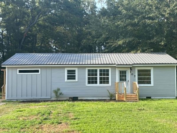 107 Garden Spot Dr., Amory, MS 38821