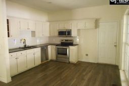101 Oak Creek Circle  photo 4