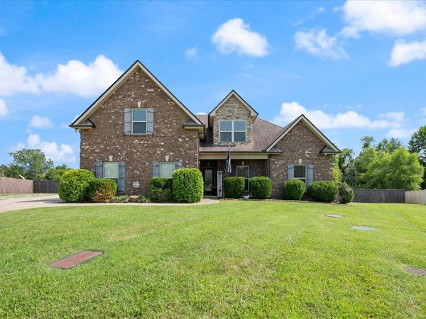 1002 Sycamore Leaf Way, Murfreesboro, TN 37129
