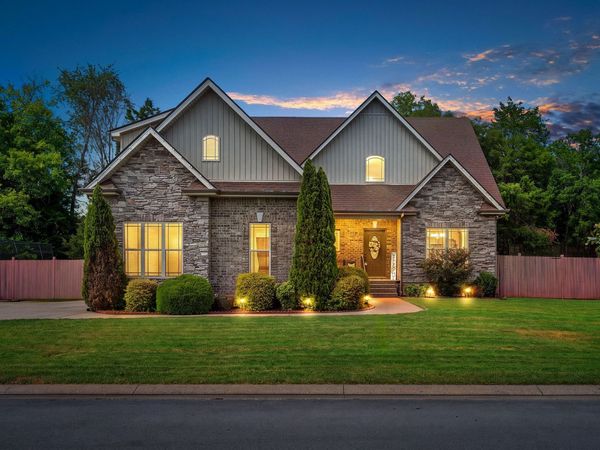 5232 Honeybee Dr, Murfreesboro, TN 37129