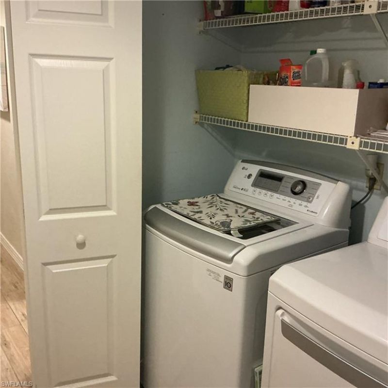 5730 Trailwinds Dr, Unit 411, Fort Myers, FL 33907 Photo