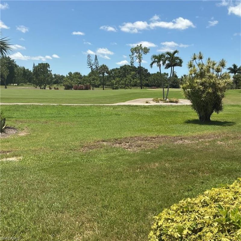 5730 Trailwinds Dr, Unit 411, Fort Myers, FL 33907 Photo