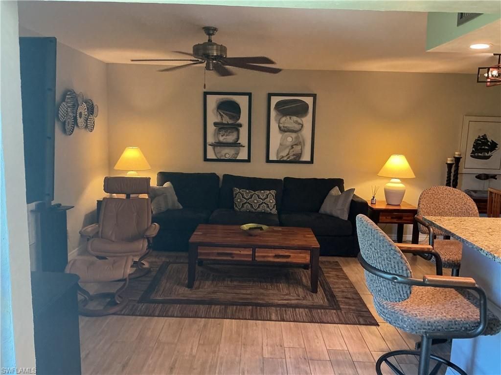 5730 Trailwinds Dr, Unit 411, Fort Myers, FL 33907 Photo