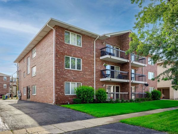 9529 Minnick Avenue , Unit 1A, Oak Lawn, IL 60453