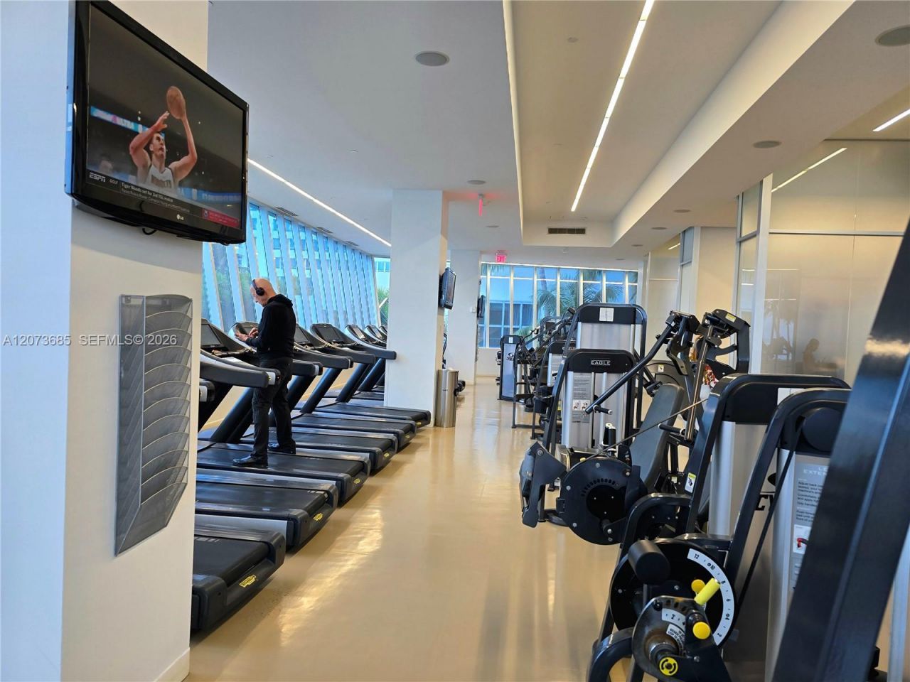 4401 Collins Ave , Unit 1401, Miami Beach, FL 33140 Photo